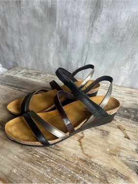 Naot Women's Hero Sandal-Black, Brown, Pewter Leather